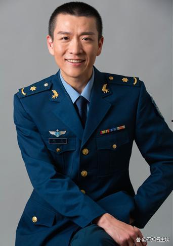 八零悍妻一路狂飙征服军区老公,狂飙征服军区老公的甜蜜征程